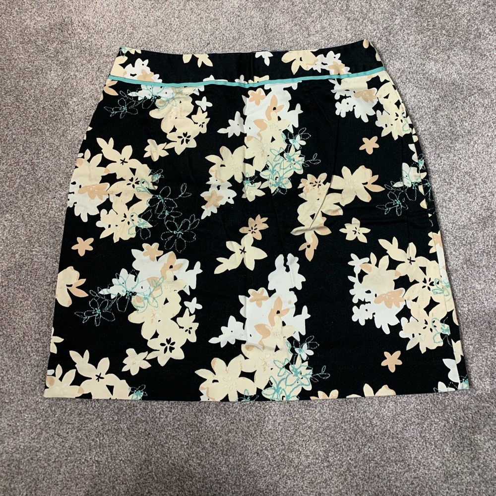 Floral stretch skirt